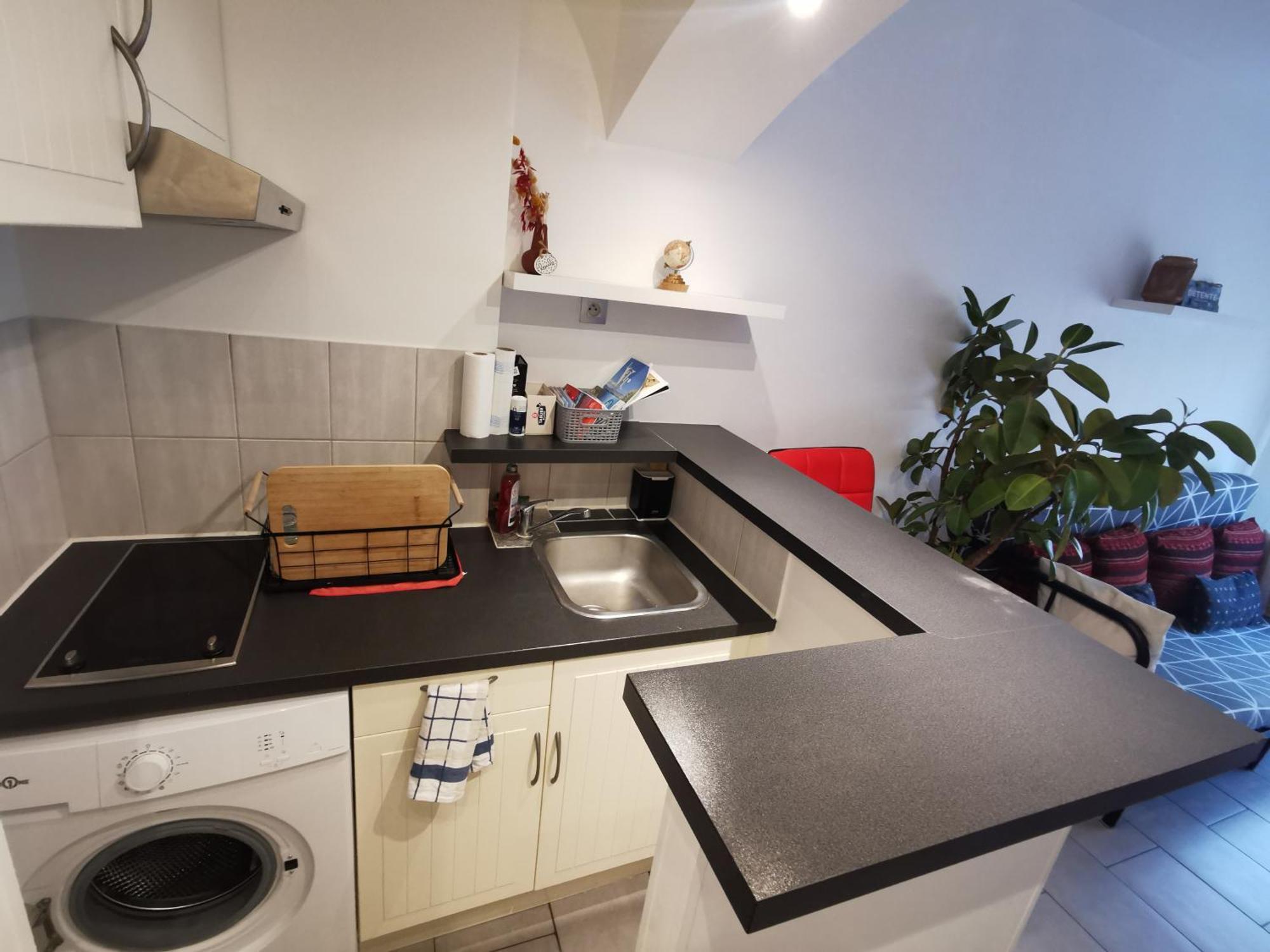 Studio Et Stationnement Offert Centre Hyeres Exterior photo